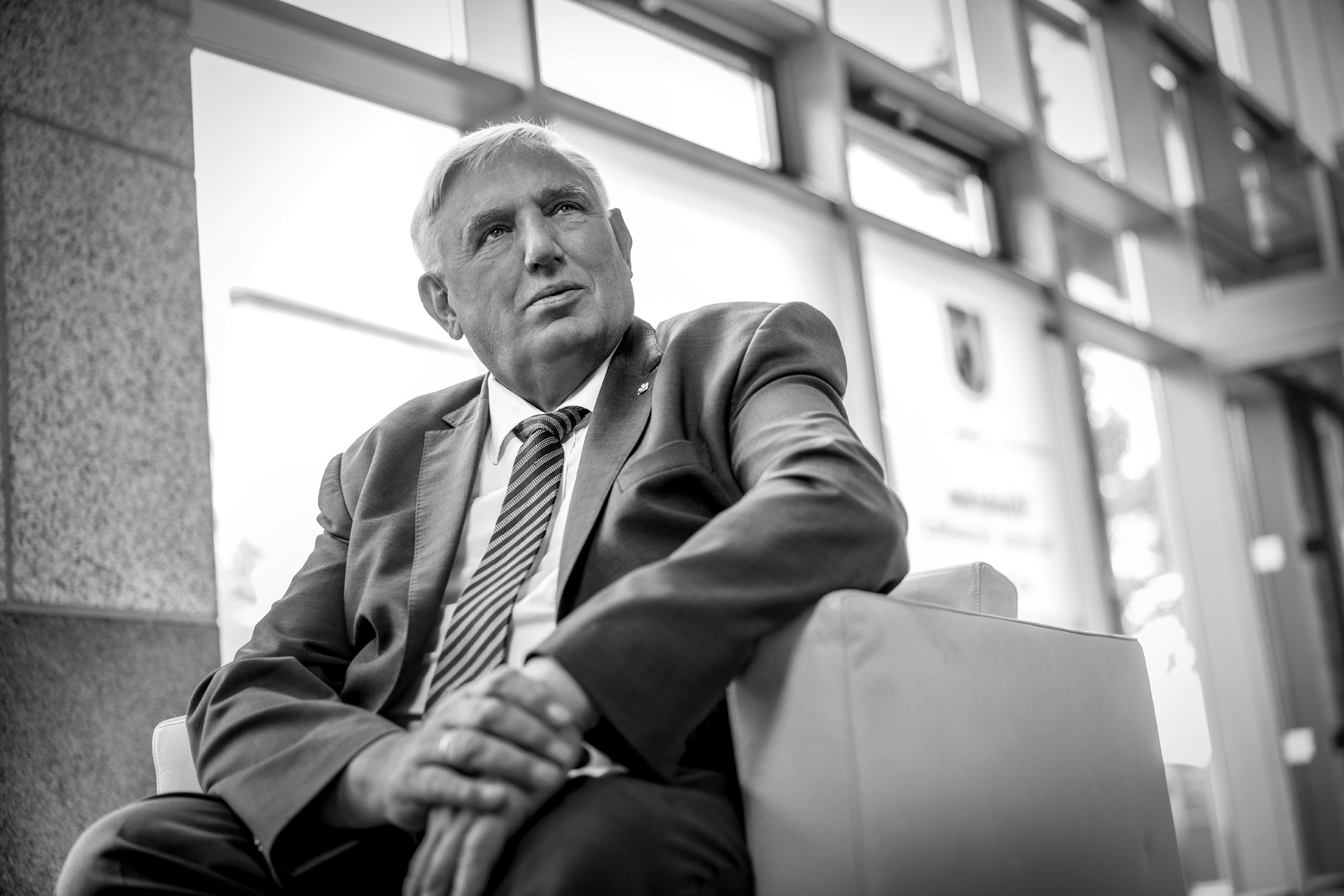 Portrait des Ministers für Arbeit, Gesundheit und Soziales des Landes Nordrhein-Westfalen Laumann. Portrait 4